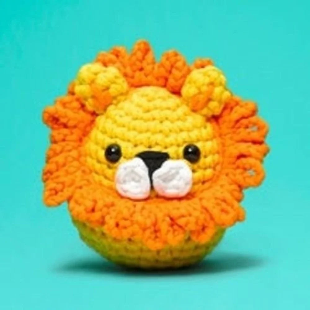 The Woobles Sebastian the Lion Learn to Crochet Kit for Beginners Amigurumi
